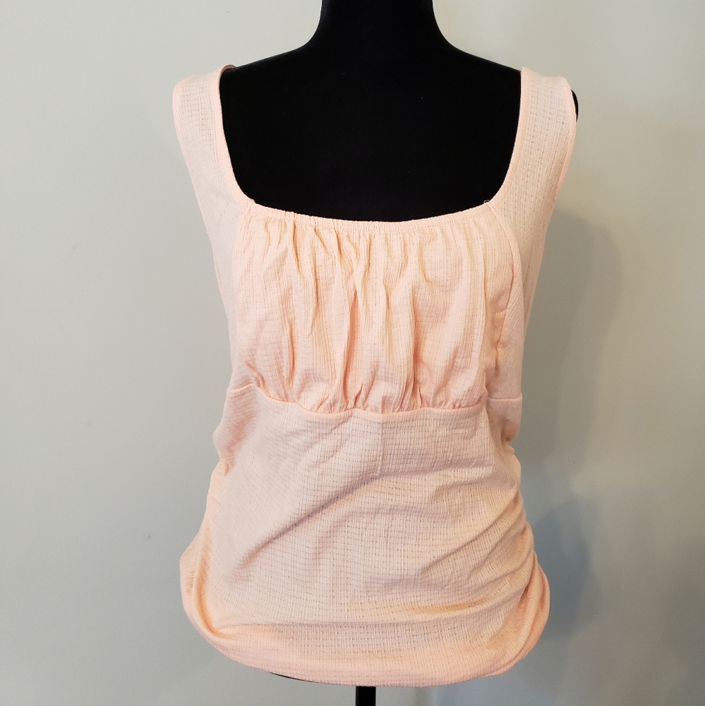 Torrid Tank - Picture 2 of 3